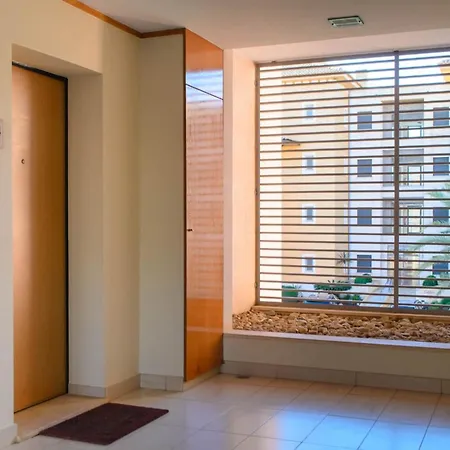 Modern W Pool & Private Balconies Apartment *
